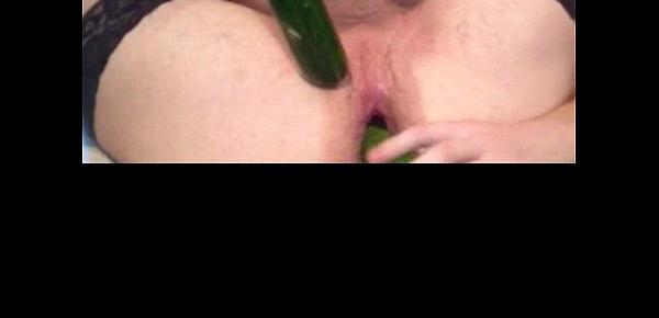  Fuckin my ass with 2 huge cucumbers